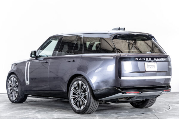 レンジローバー オートバイオグラフィ 4.4L P530 SWB 4WD