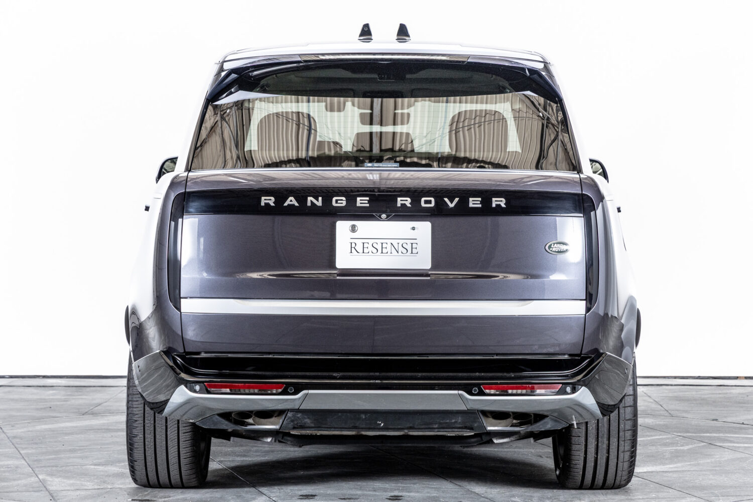 レンジローバー オートバイオグラフィ 4.4L P530 SWB 4WD