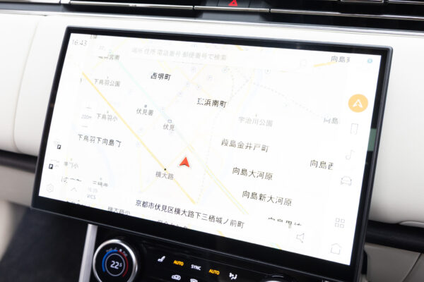 レンジローバー オートバイオグラフィ 4.4L P530 SWB 4WD