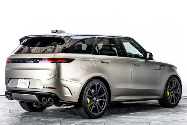 レンジローバースポーツ SV エディションONE 4.4L P635 4WD