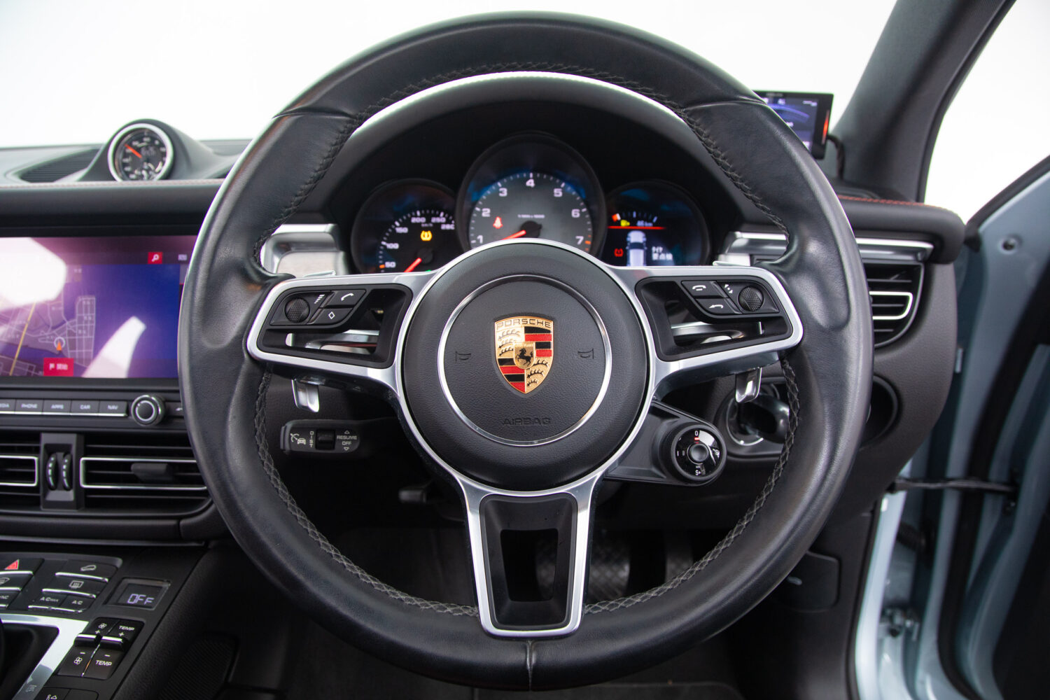 マカン S シュポルト エディション (パノラミック ルーフ システム装着車) PDK 4WD