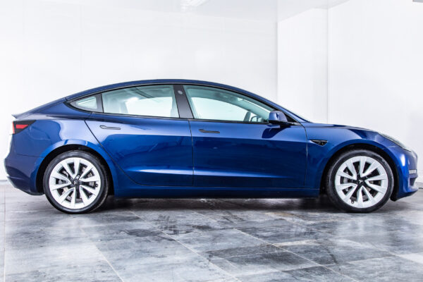 モデル3 ロングレンジ デュアルモーター 4WD