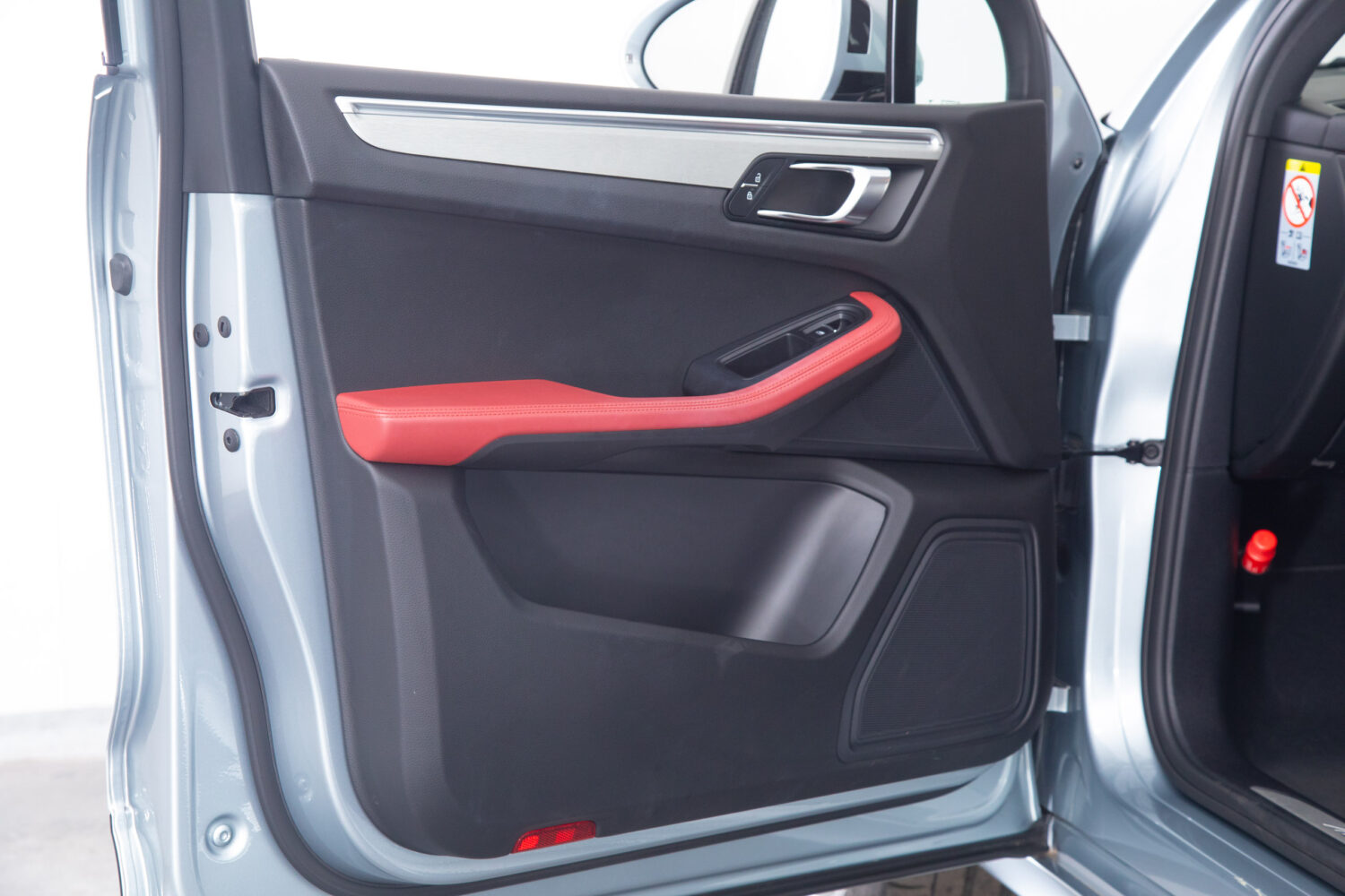 マカン S シュポルト エディション (パノラミック ルーフ システム装着車) PDK 4WD