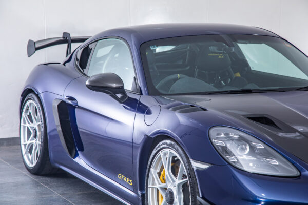 ポルシェ 718ケイマン GT4 RS PDK