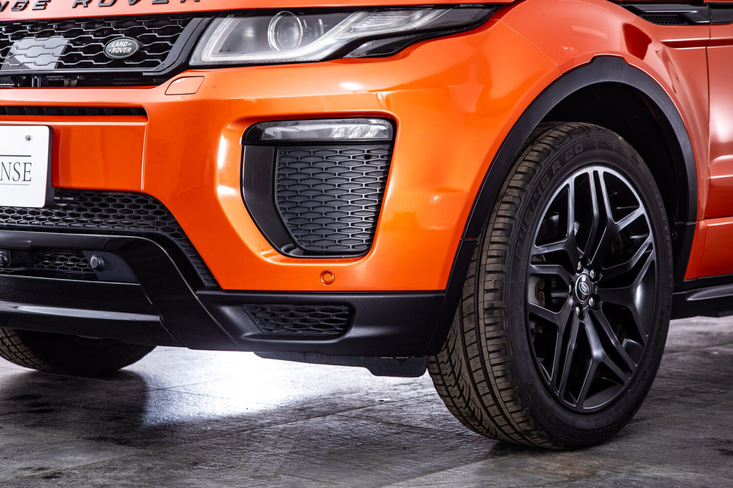 レンジローバーイヴォークコンバーチブル HSE ダイナミック 4WD