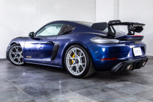 ポルシェ 718ケイマン GT4 RS PDK