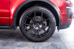 レンジローバーイヴォーク HSE ダイナミック 4WD