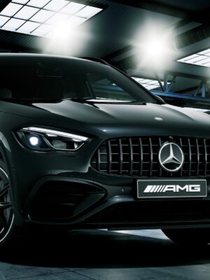 全国限定80台　メルセデスAMG GLA35 4マティック・ブラックマスターピース