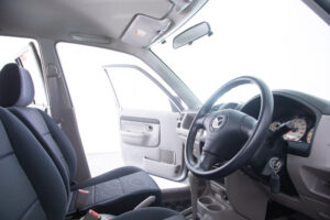 マツダ デミオ 1.5 アレッタ