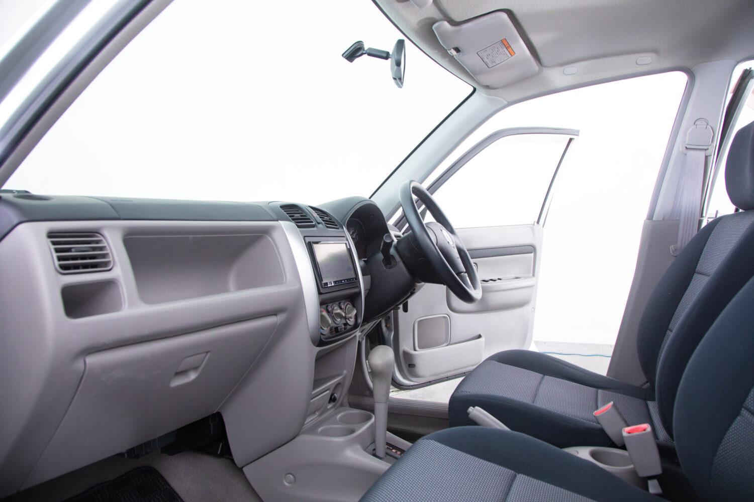 マツダ デミオ 1.5 アレッタ