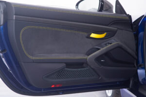 ポルシェ 718ケイマン GT4 RS PDK