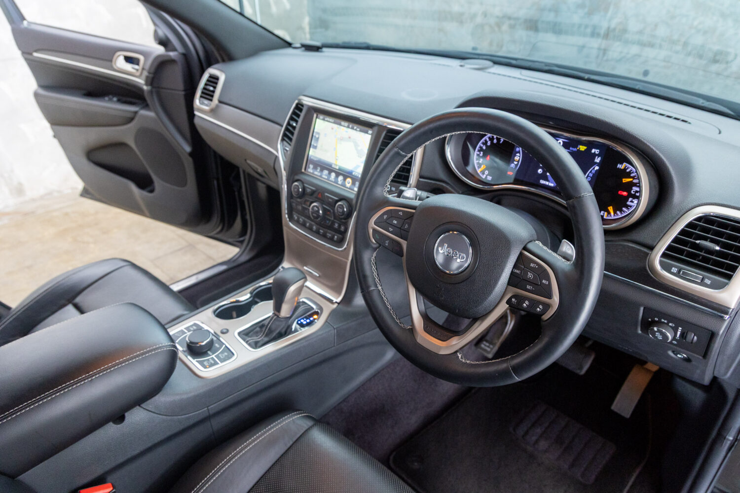 グランドチェロキー リミテッド 3.6 4WD