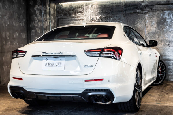 ギブリ トロフェオ　左H