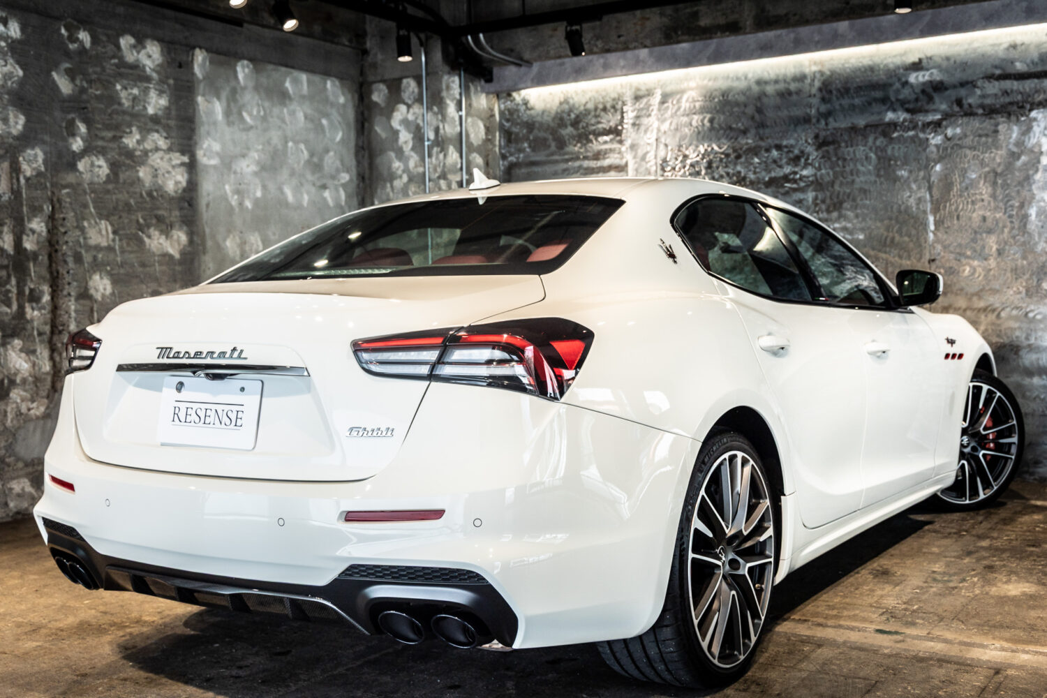 ギブリ トロフェオ　左H