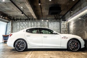 ギブリ トロフェオ　左H