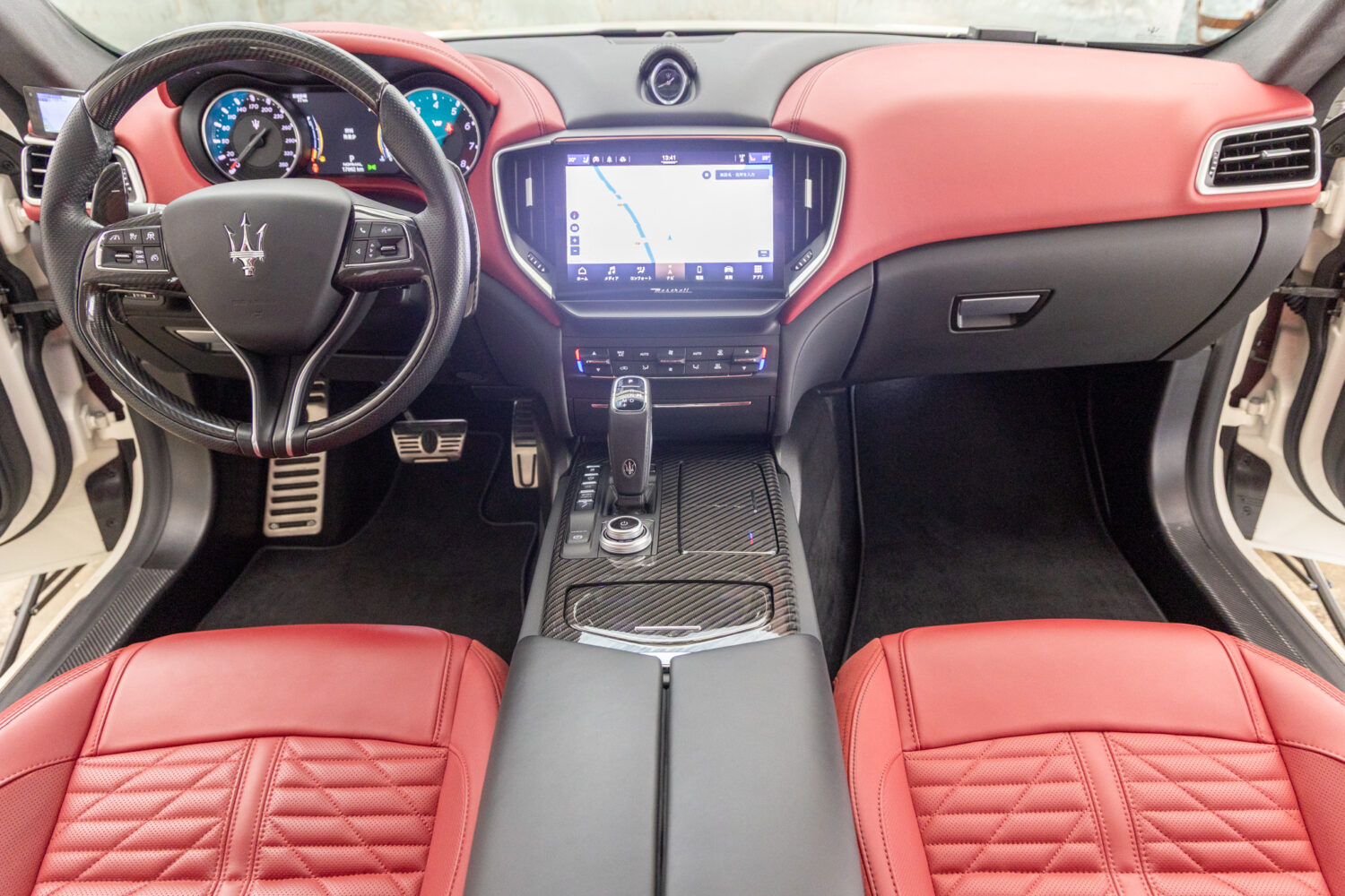 ギブリ トロフェオ　左H