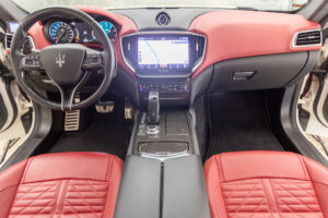 ギブリ トロフェオ　左H