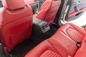 ギブリ トロフェオ　左H