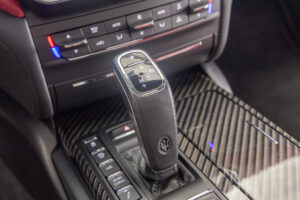 ギブリ トロフェオ　左H