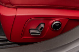 ギブリ トロフェオ　左H