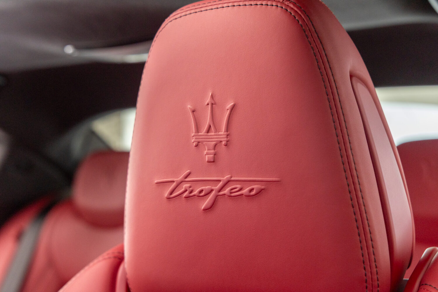 ギブリ トロフェオ　左H