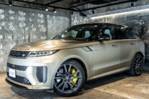 レンジローバースポーツ SV エディションONE 4.4L P635 4WD