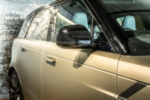 レンジローバースポーツ SV エディションONE 4.4L P635 4WD