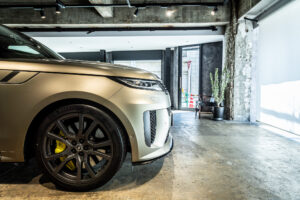 レンジローバースポーツ SV エディションONE 4.4L P635 4WD