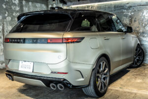 レンジローバースポーツ SV エディションONE 4.4L P635 4WD