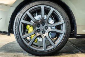 レンジローバースポーツ SV エディションONE 4.4L P635 4WD