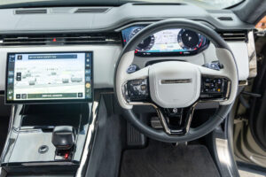 レンジローバースポーツ SV エディションONE 4.4L P635 4WD