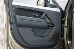 レンジローバースポーツ SV エディションONE 4.4L P635 4WD