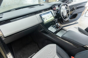 レンジローバースポーツ SV エディションONE 4.4L P635 4WD