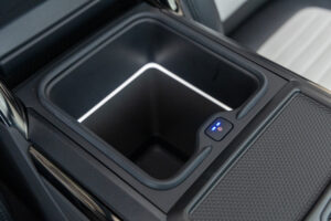 レンジローバースポーツ SV エディションONE 4.4L P635 4WD