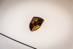 マカンエレクトリック ベースモデル