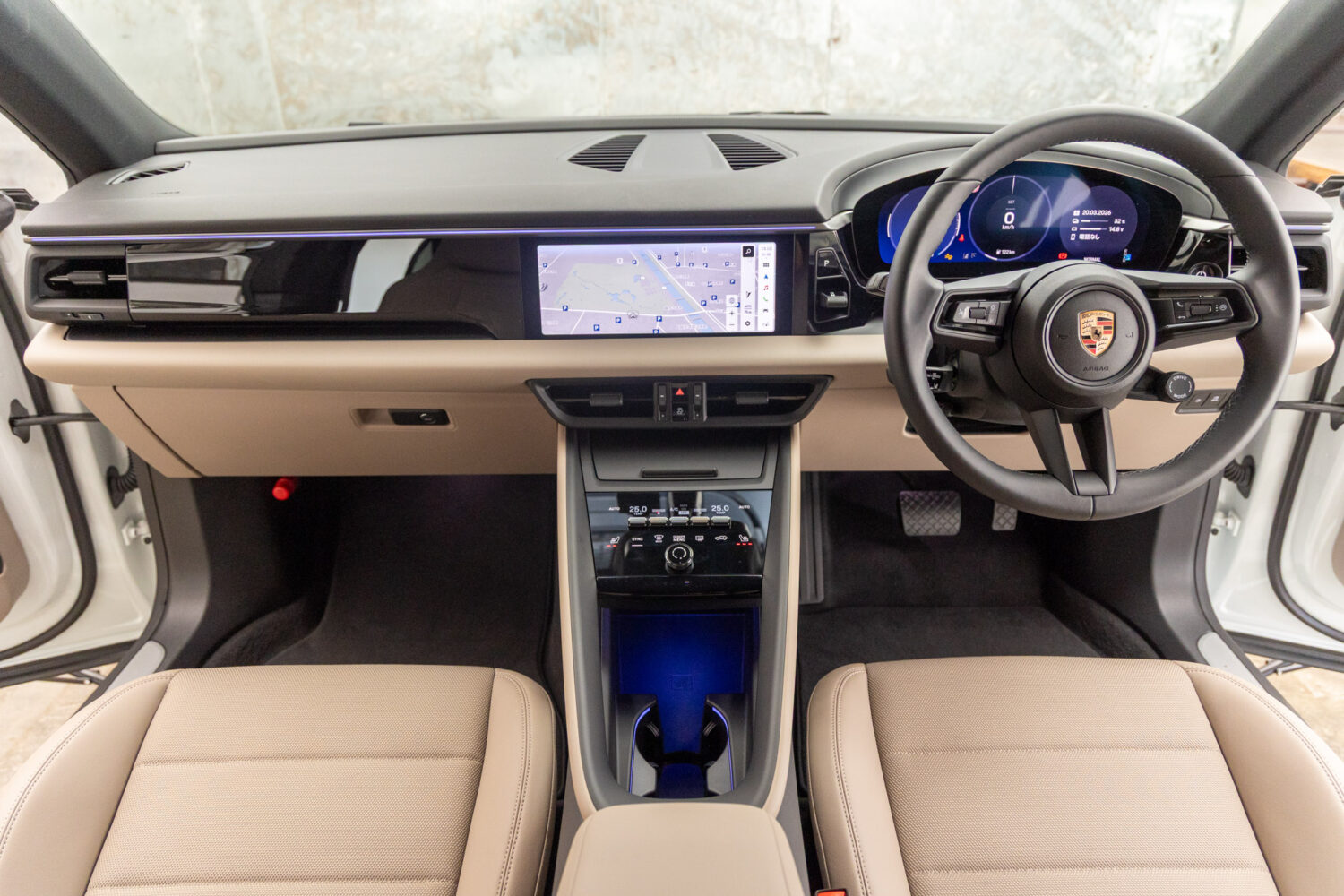 マカンエレクトリック ベースモデル