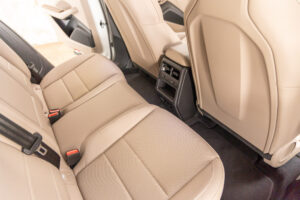 マカンエレクトリック ベースモデル