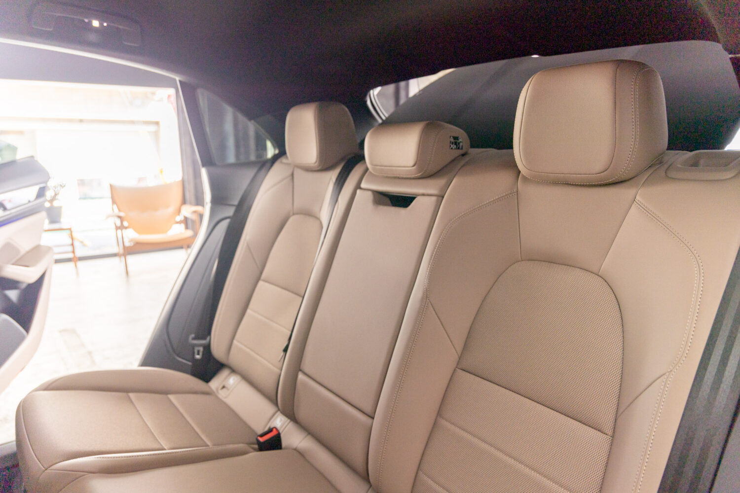 マカンエレクトリック ベースモデル