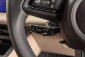 マカンエレクトリック ベースモデル