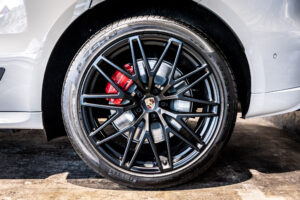 マカン GTS PDK 4WD