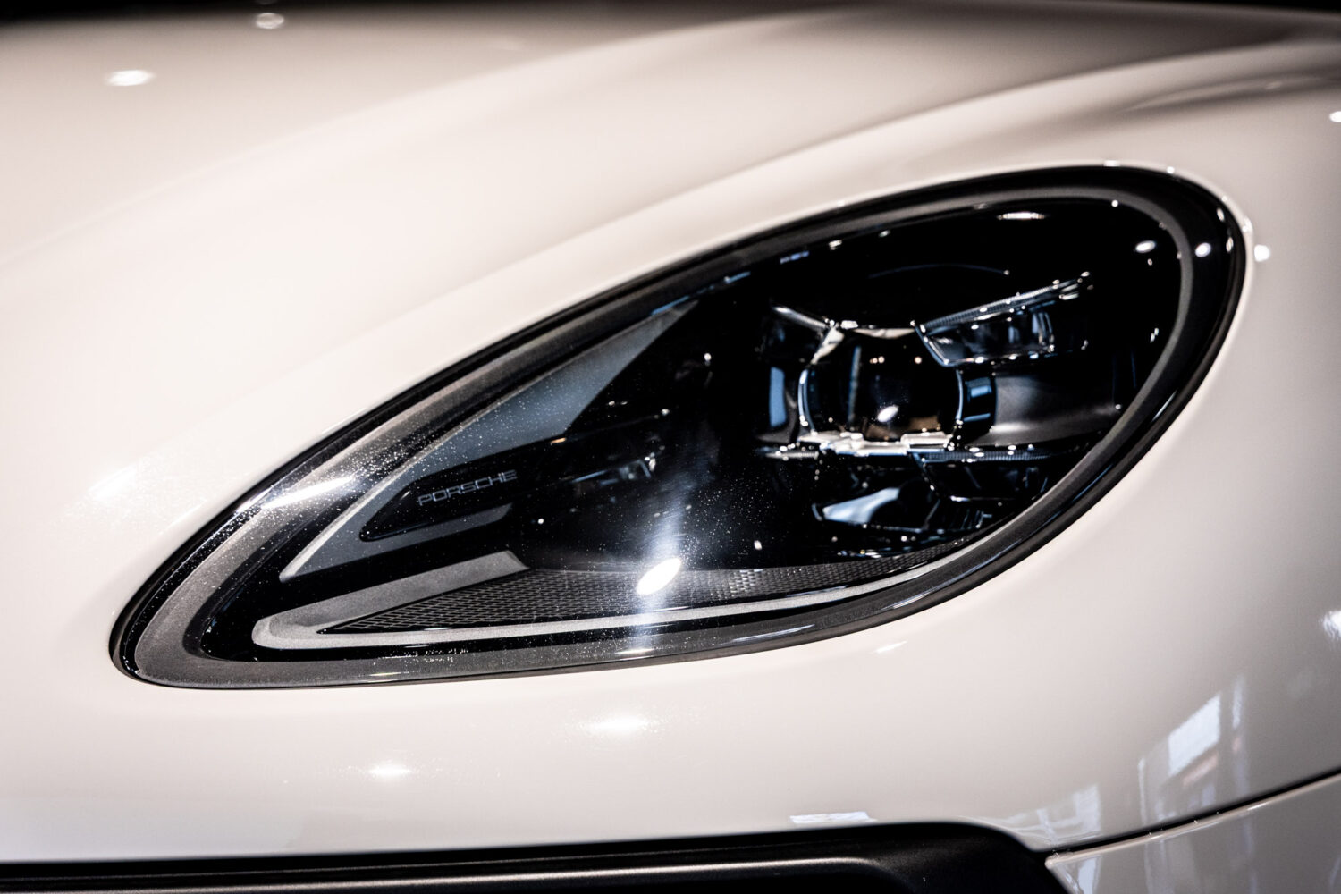 マカン GTS PDK 4WD