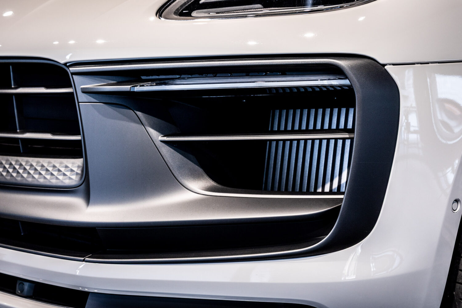 マカン GTS PDK 4WD