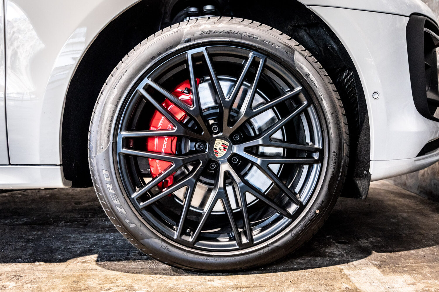 マカン GTS PDK 4WD