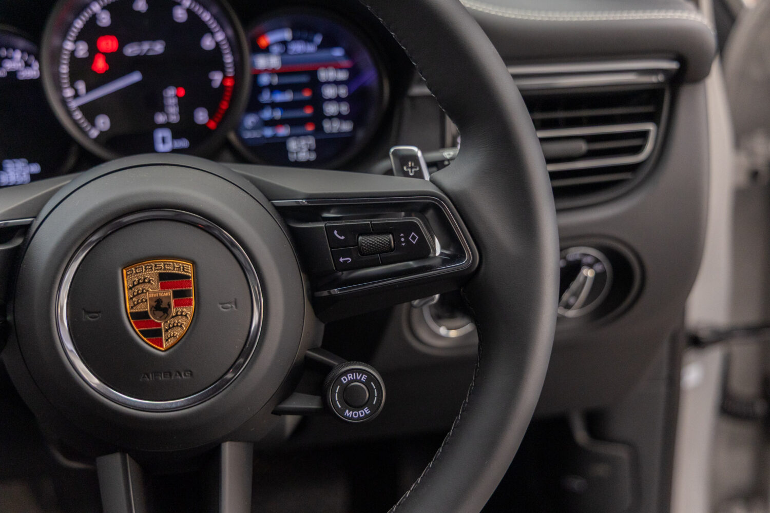 マカン GTS PDK 4WD