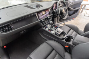 マカン GTS PDK 4WD