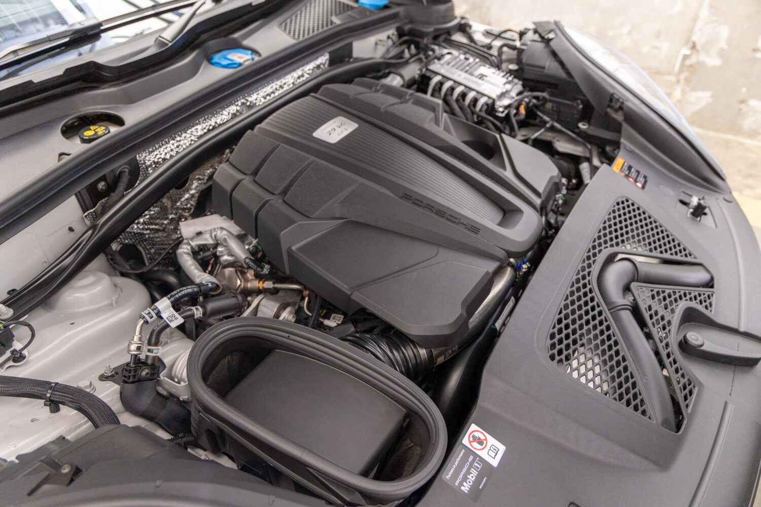 マカン GTS PDK 4WD