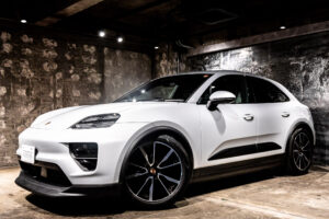 マカンエレクトリック ベース