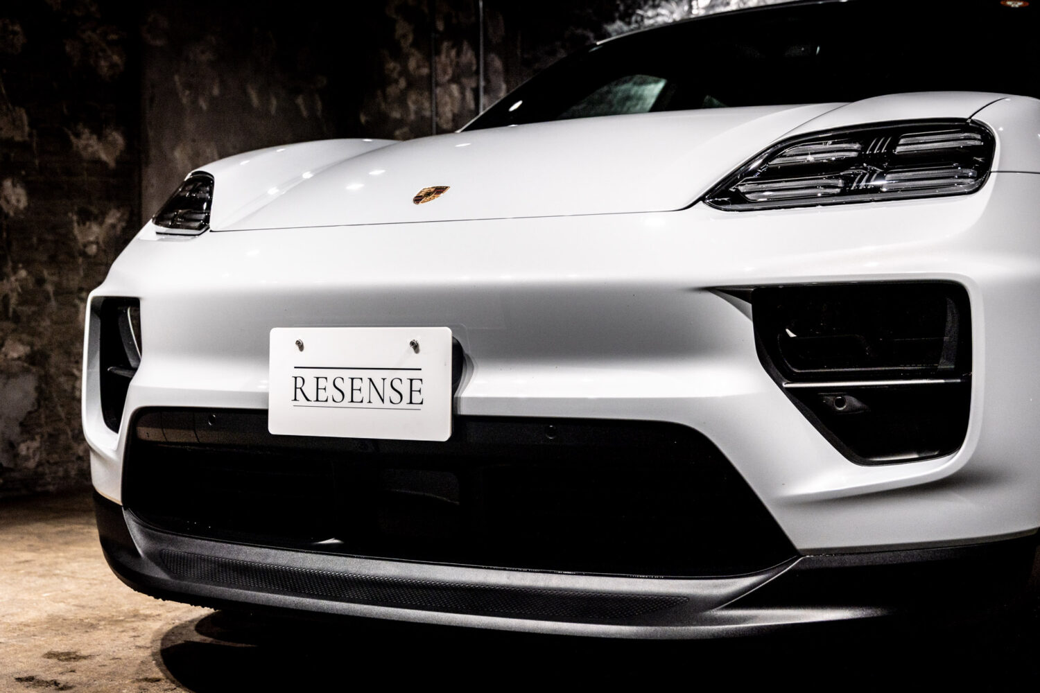 マカンエレクトリック　ベース