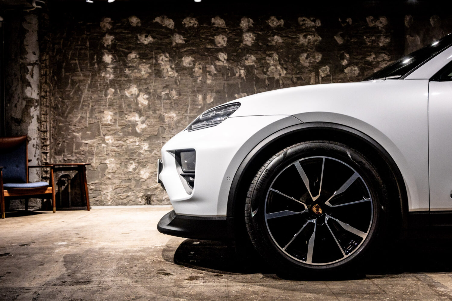 マカンエレクトリック　ベース