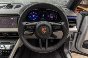 マカンエレクトリック ベース